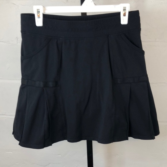 Athleta Black Pleated Skort Size M Elastic Waist #d2 - Picture 1 of 9